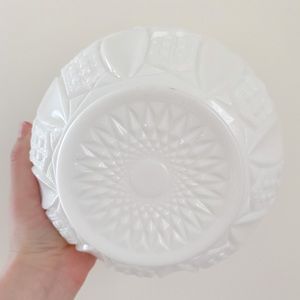 Milk glass bowl
